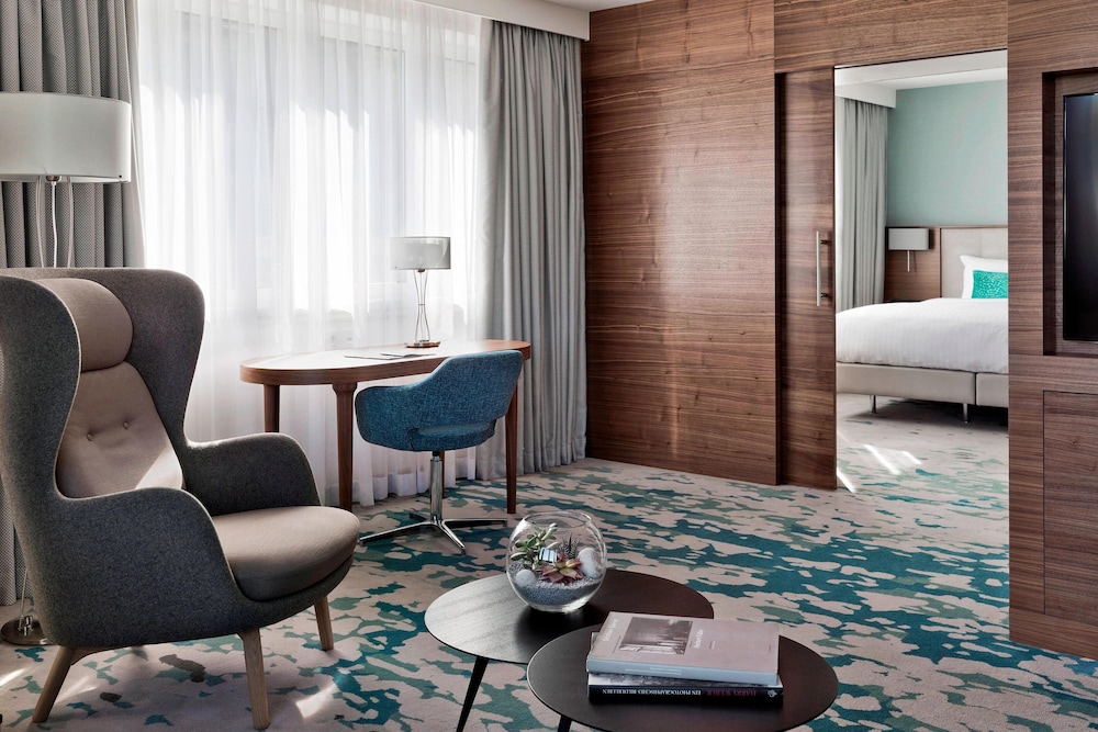 Club Suite, 1 Bedroom photo 2