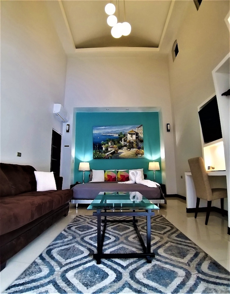 Deluxe Double Room photo 2