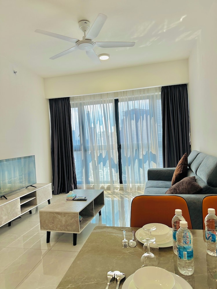 Family Suite, City View