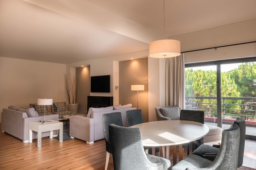 Superior Suite, 2 Bedrooms, Garden View (Balcony) - Photo 14
