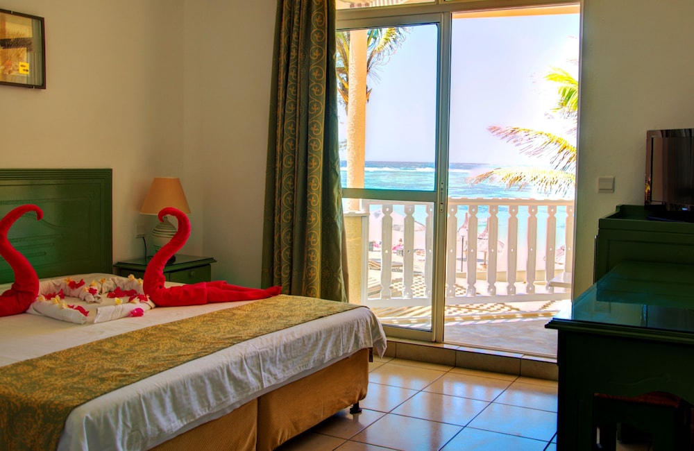 Single Sea view room photo 1