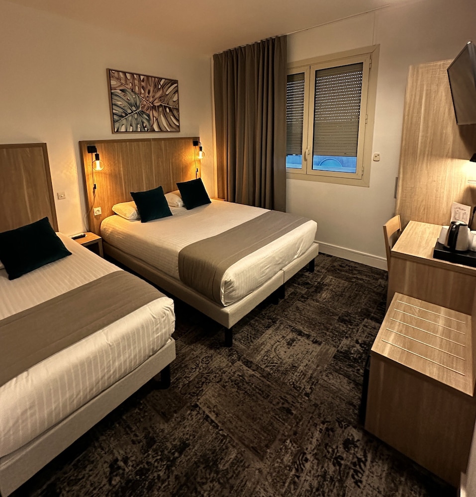 Deluxe Triple Room