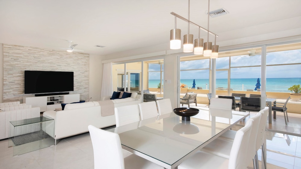 Family Condo photo 1
