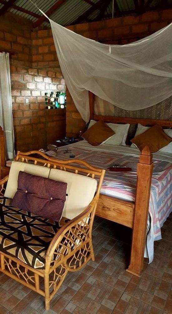 Exclusive House, 1 King Bed, Garden View, Garden Area photo 2