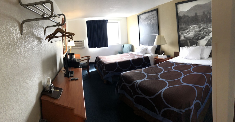 Standard Room, 2 Queen Beds - Photo 3