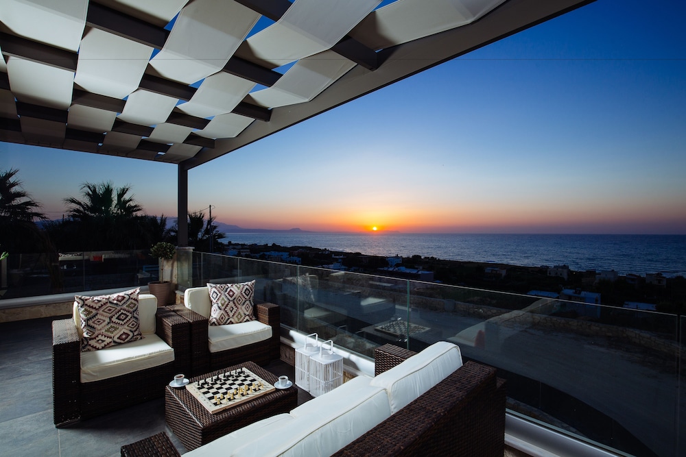Luxury Villa, 4 Bedrooms, Private Pool, Ocean View photo 2