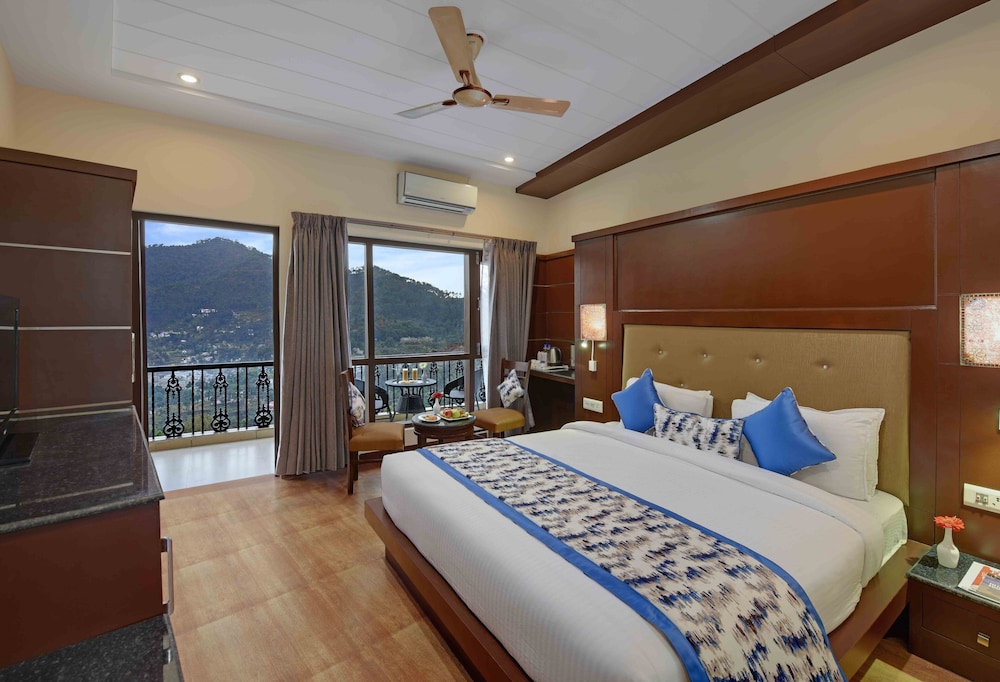 Executive Room, Valley View