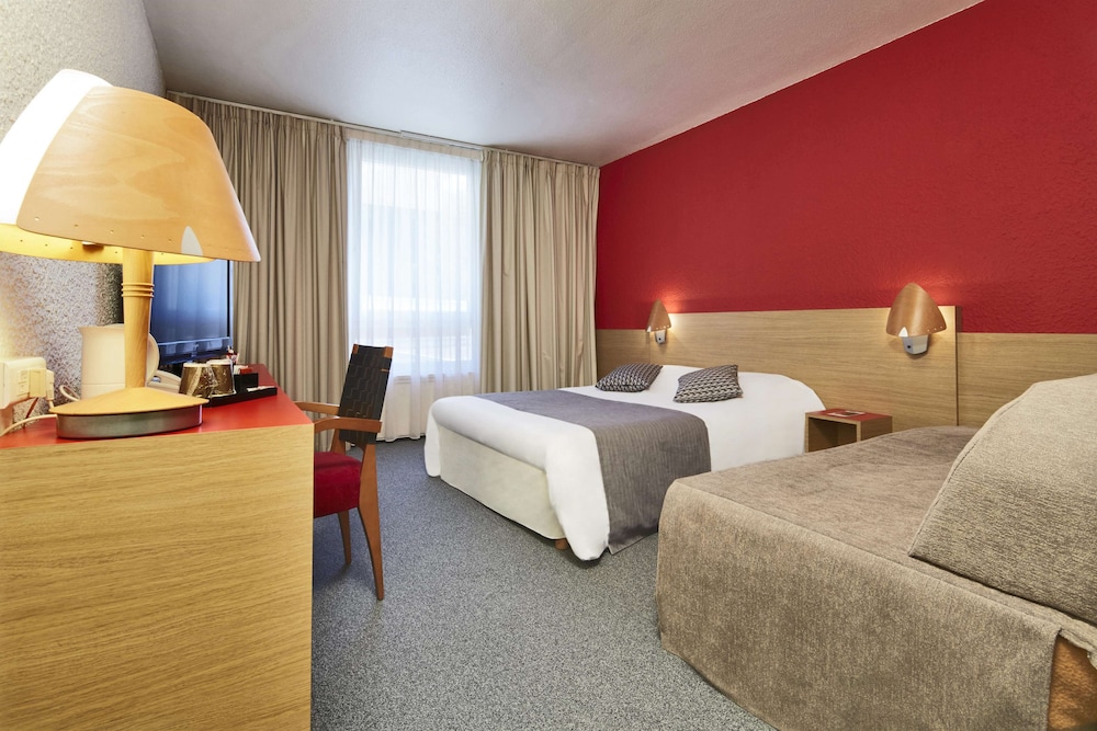 Superior Room, Multiple Beds - Photo 6
