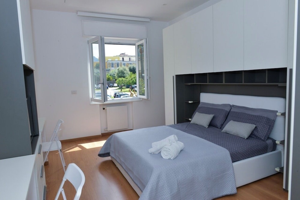 City Apartment, Mountain View