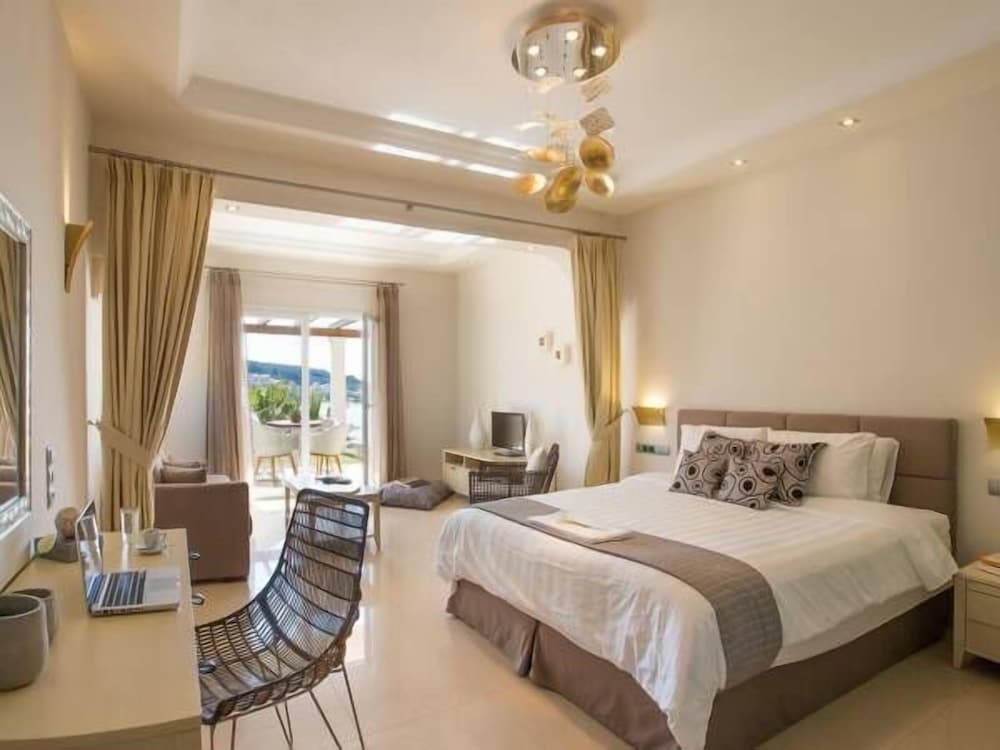 Senior Suite, Sea View
