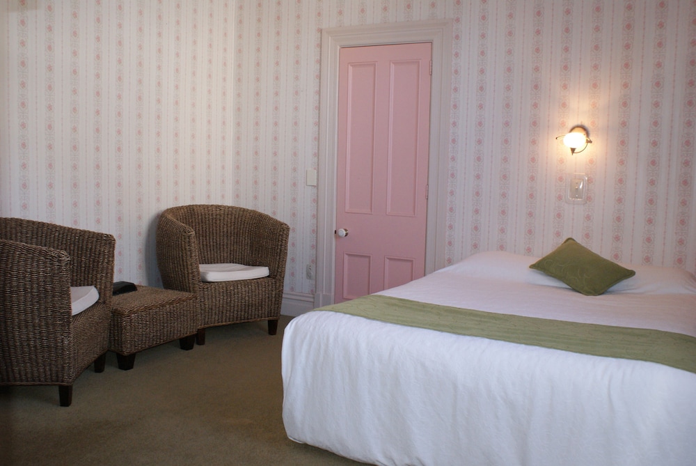 Villa (Pink Room) photo 3