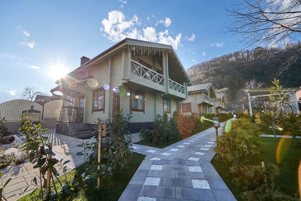 Premium Chalet, 5 Bedrooms, Kitchen, Mountain View photo 1