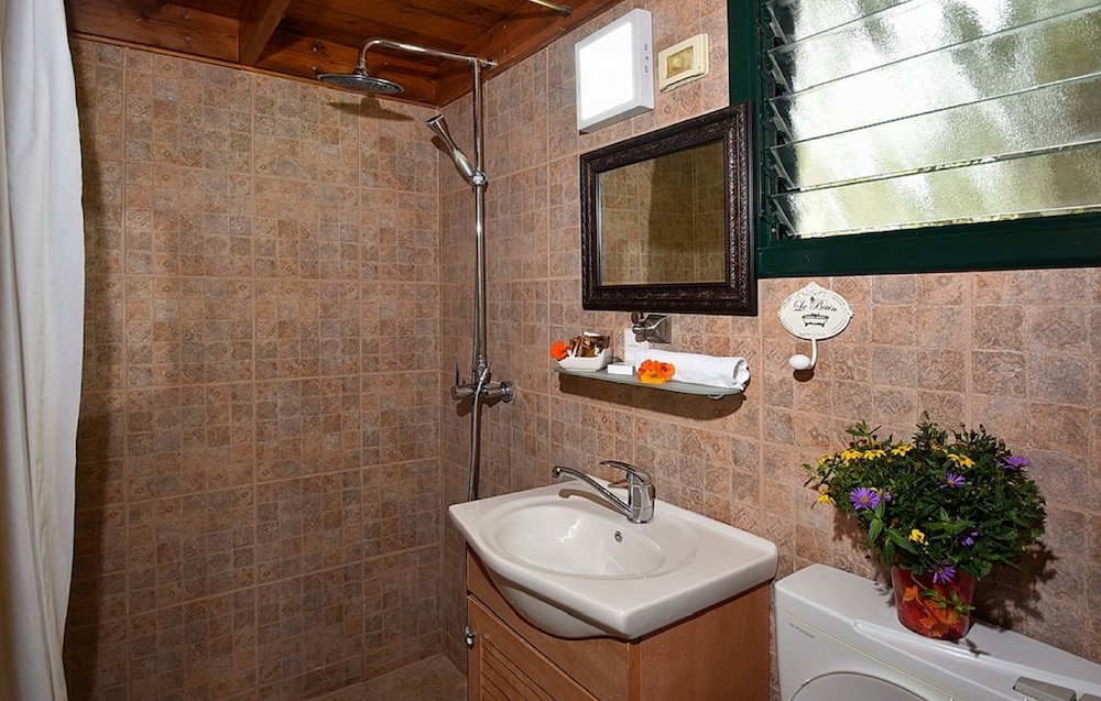 Family Cabin, Non Smoking photo 3