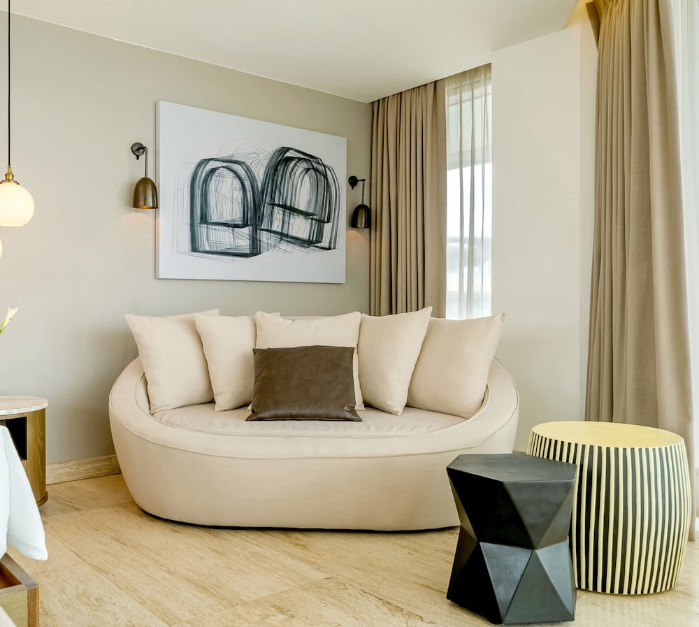 Suite Urban (Downtown House)