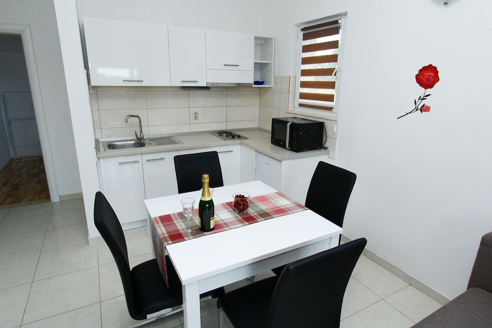 Apartment (Renato - 150 m from beach - A2(2+2)) photo 3