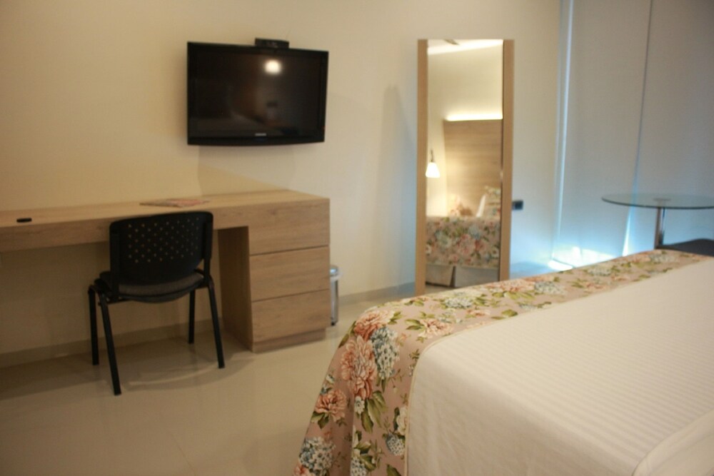 Executive Room photo 2