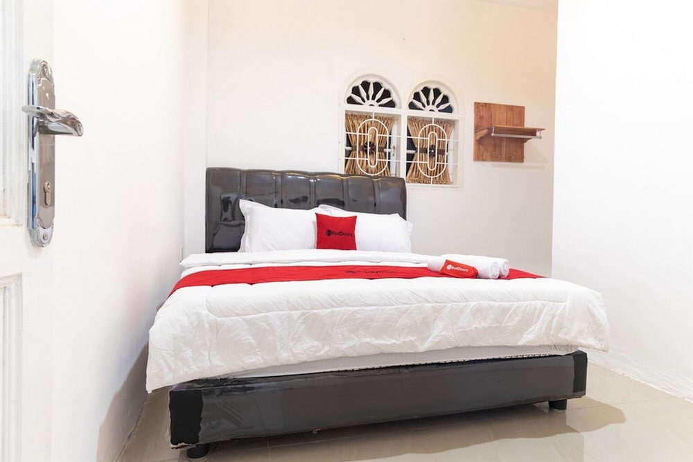 Premium Room (Reddoorz)