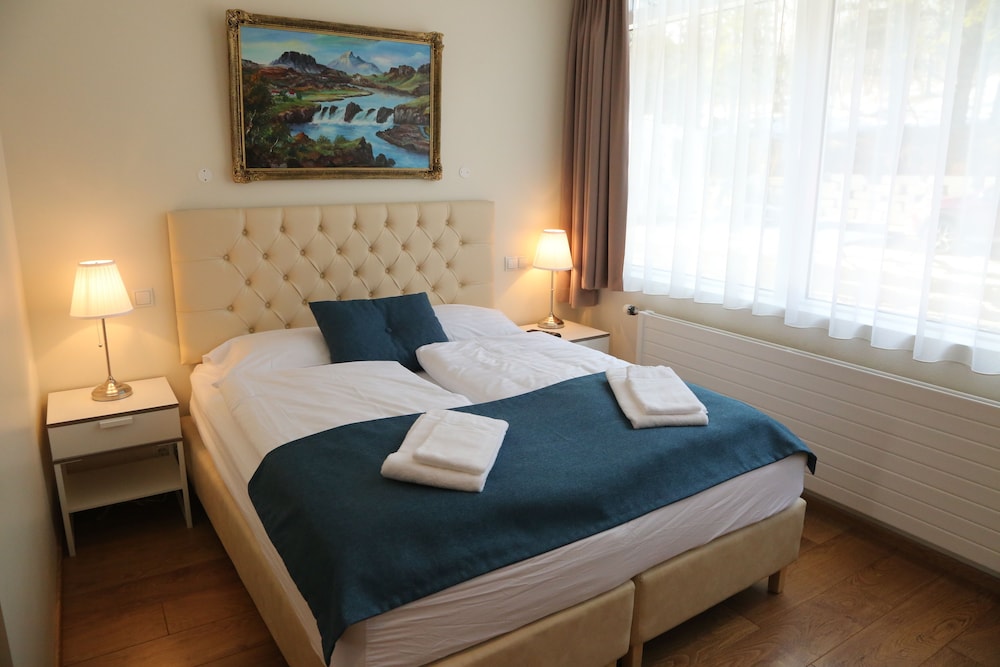 Standard Double or Twin Room photo 2