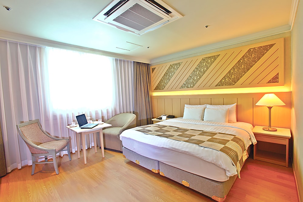 Superior Double Room (Free Sauna&Fitness Available) - Photo 2