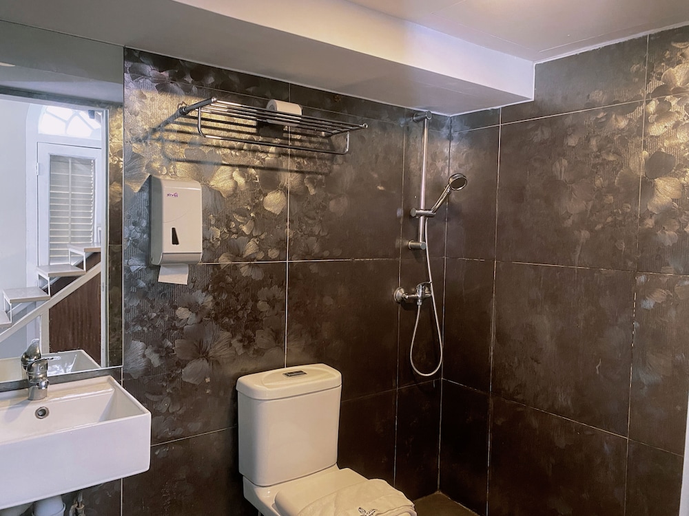 Design Quadruple Room photo 2