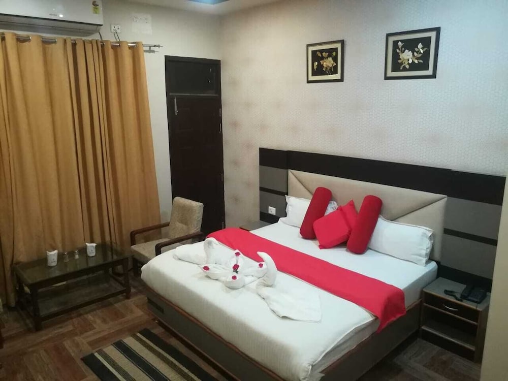 Superior Double Room, Accessible, Garden View