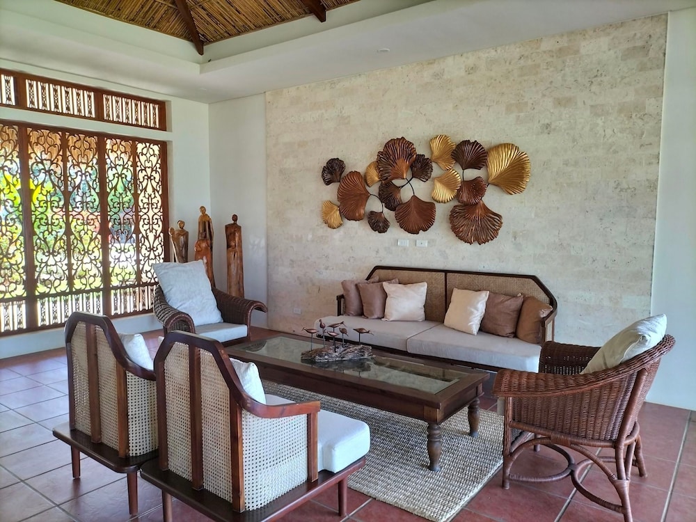 Executive Villa photo 3