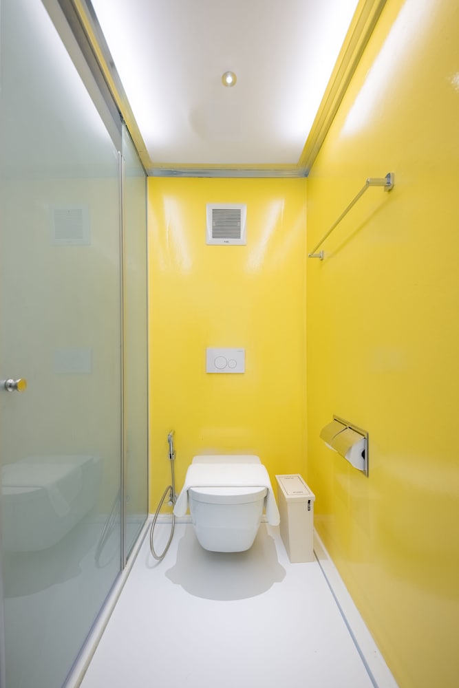 King Twin Room With City View photo 2