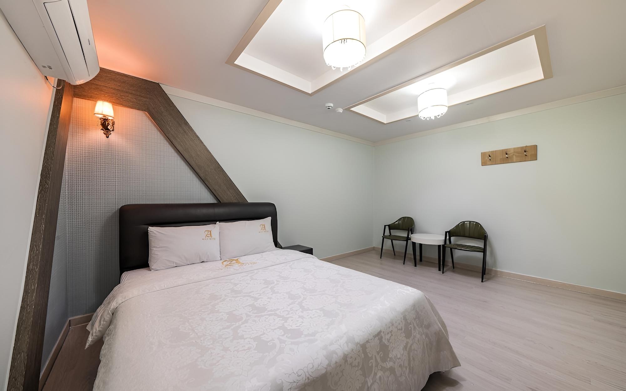 Room (Special Room) - Photo 5