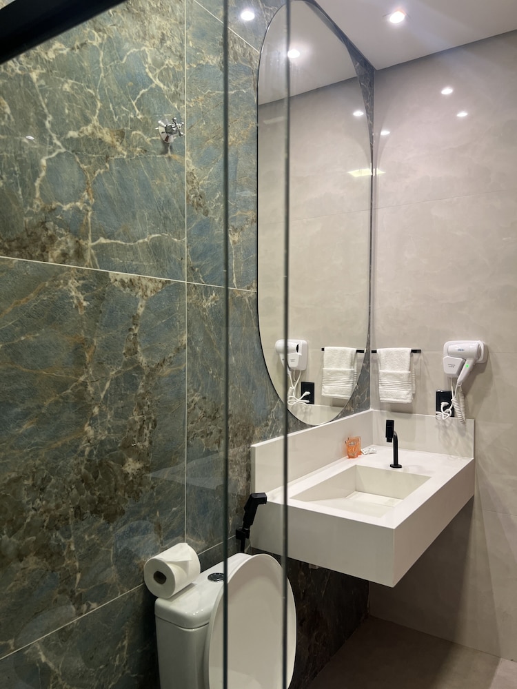 Exclusive Room - Photo 6