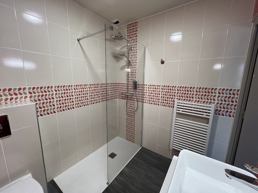 Superior Double Room - Photo 15