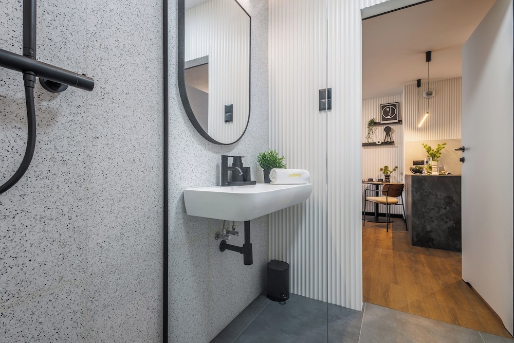 Premium Apartment, 1 Bedroom - Photo 2