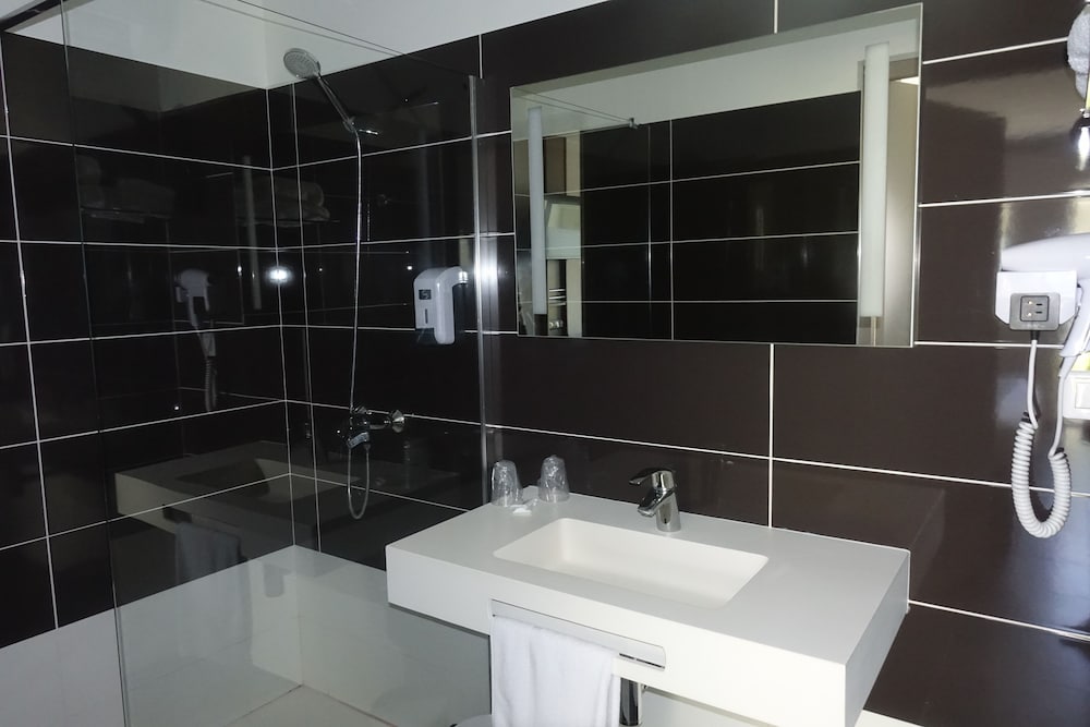 Superior Double Room - Photo 7