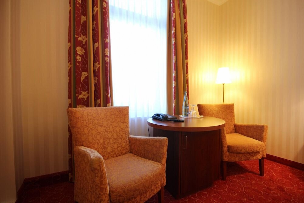 Double Room - Photo 3
