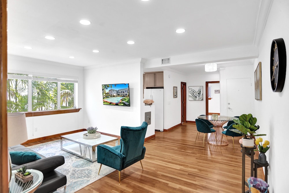 Signature Apartment, 1 Bedroom, Kitchen photo 2