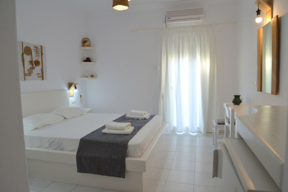 Room photo 2