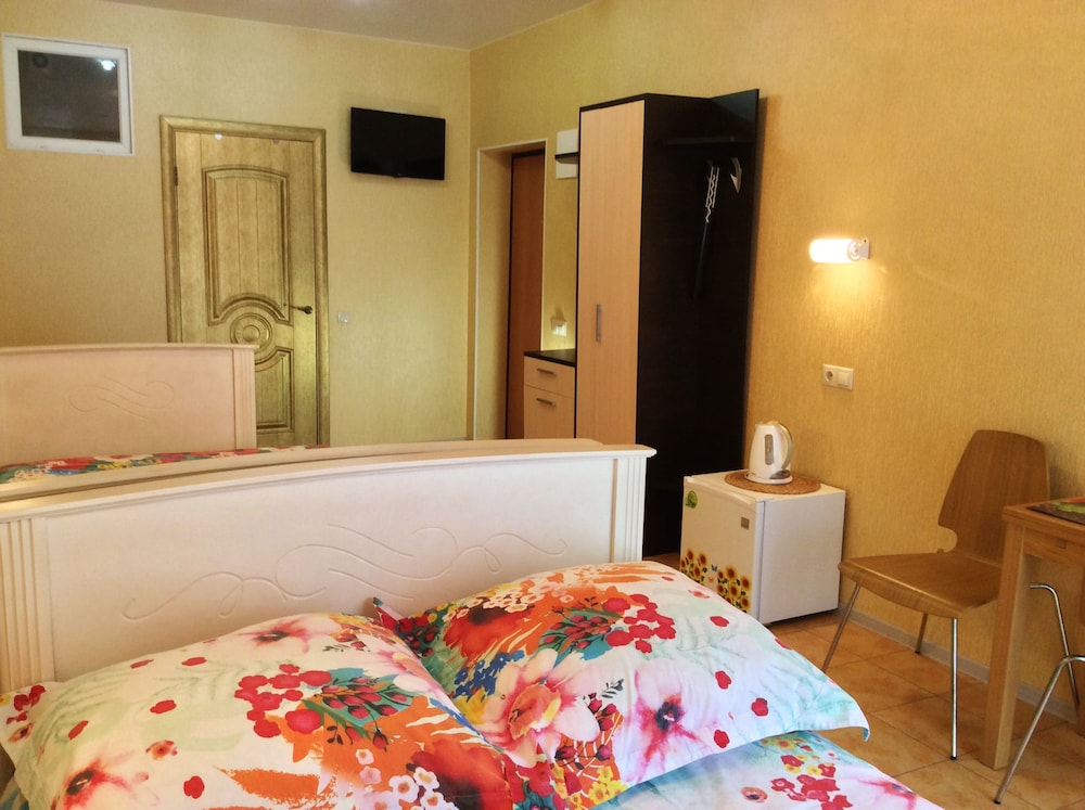 Standard Triple Room photo 3
