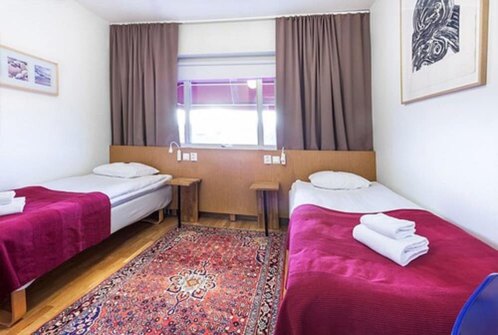Twin Room (Private WC, Shared shower)
