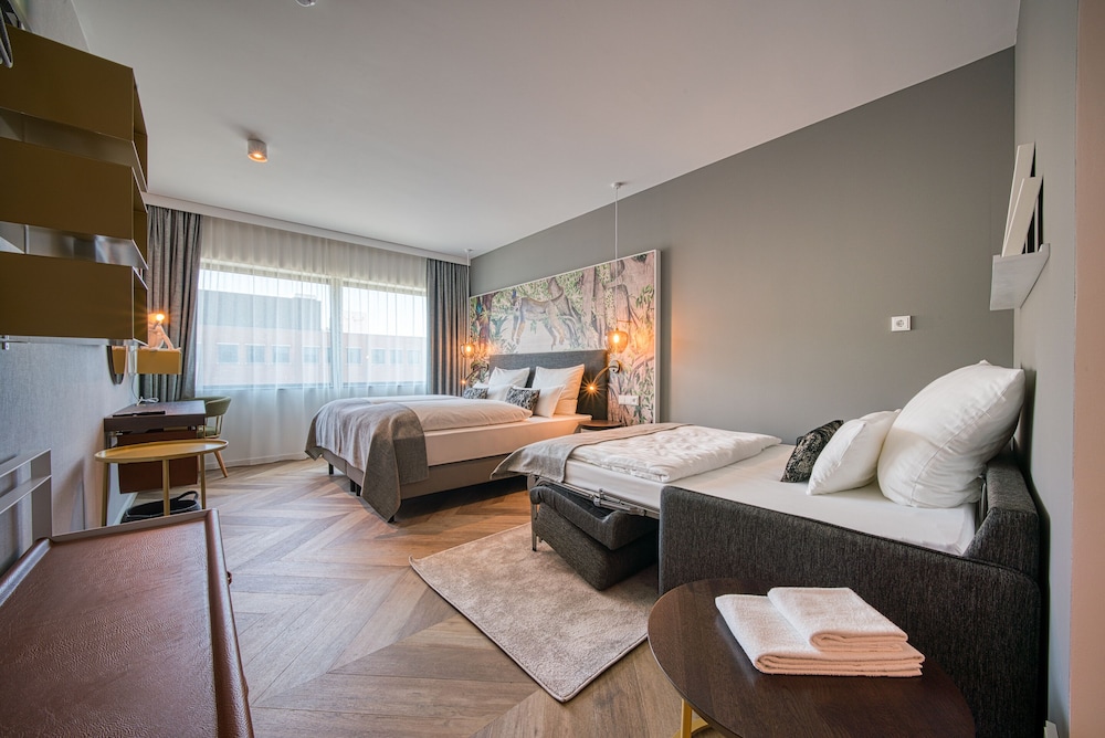 Comfort Room, 1 Double Bed with Sofa bed - Photo 3