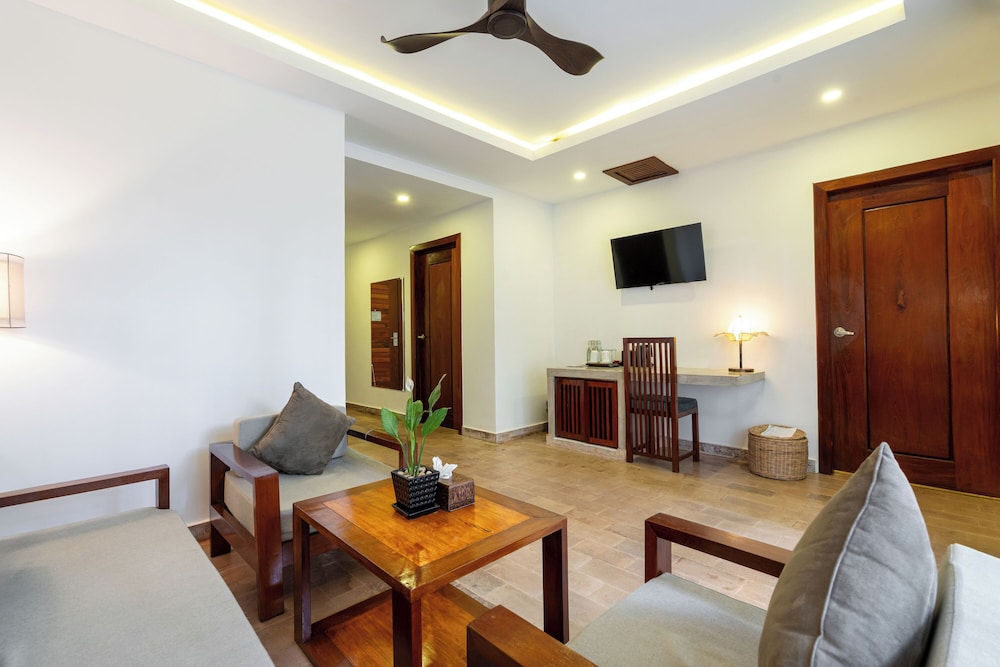 Family Suite, Balcony, Pool View