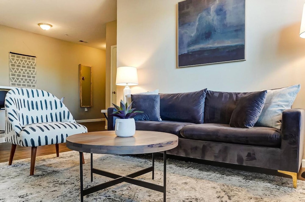 Lux Dublin 2BR 1st Floor W D Pet Friendly, Billede 12