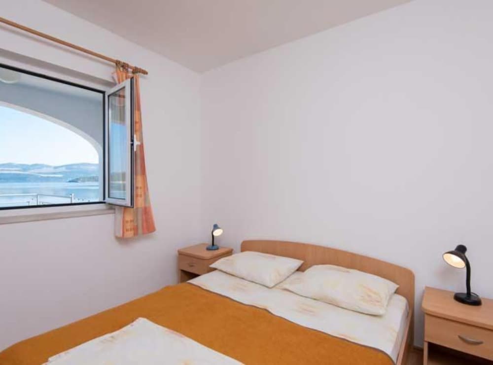 Apartment (One Bedroom Apartment with Terrace an) photo 2
