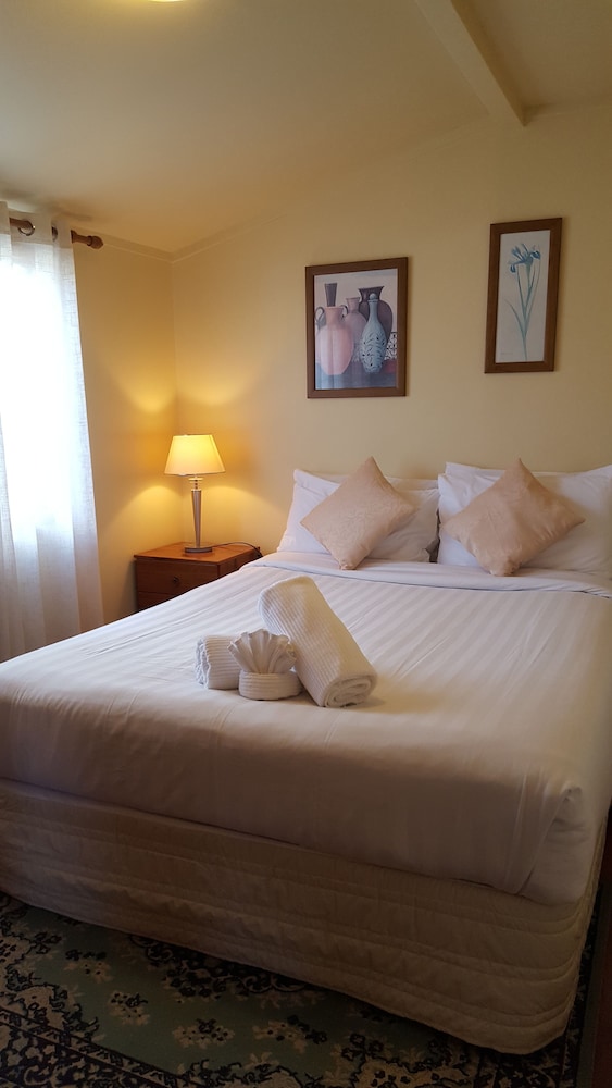 Deluxe Double or Twin Room, 1 Queen Bed, Non Smoking, Ensuite photo 3