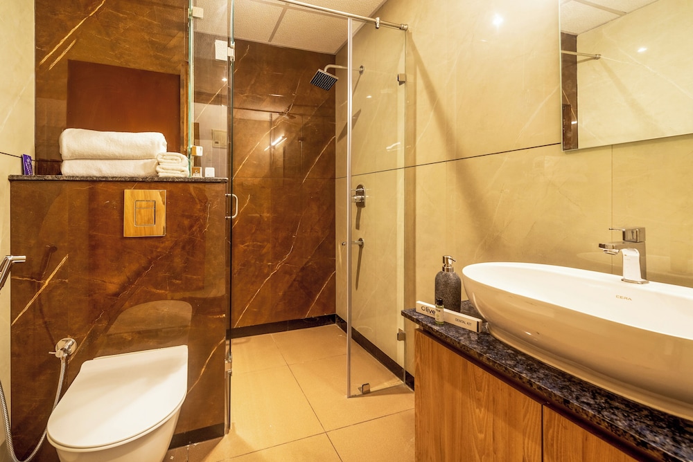 Standard Room - Photo 11