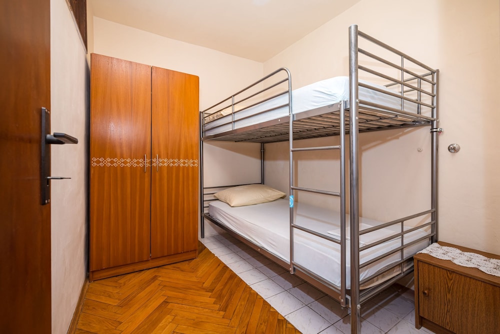 Apartment, 2 Bedrooms, Balcony, City View
