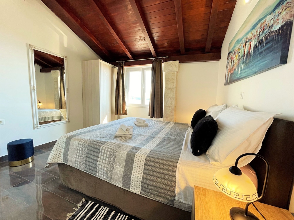 Comfort Apartment, 1 Bedroom, Sea View, Poolside