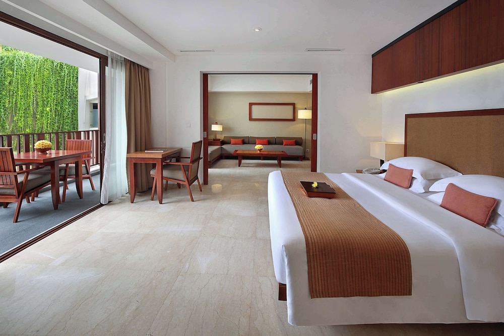 Magani Suite with Spa Bath with Daily Beers