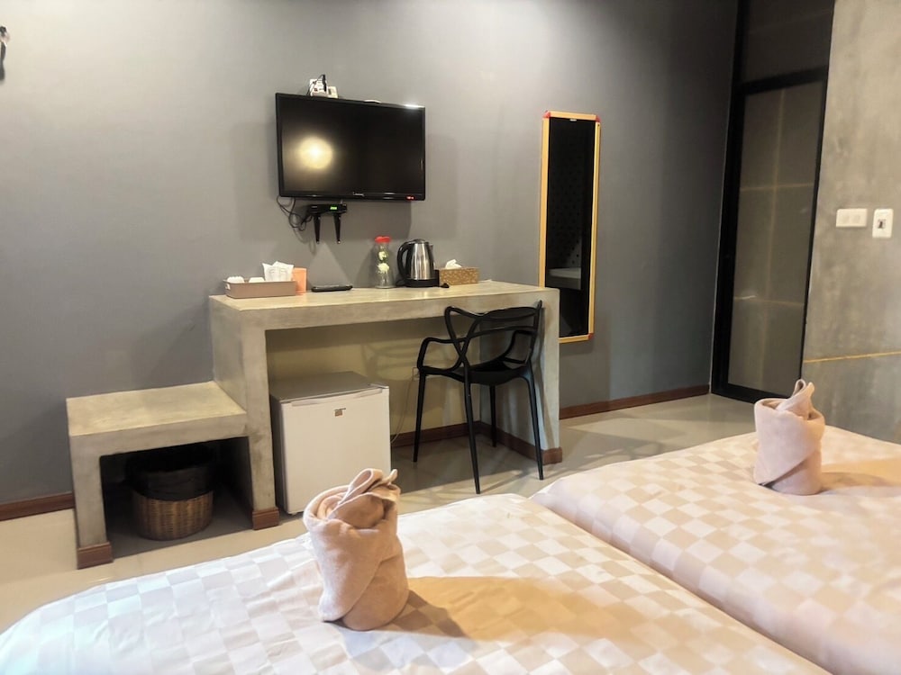 Standard Twin Room (Pet Friendly) photo 2