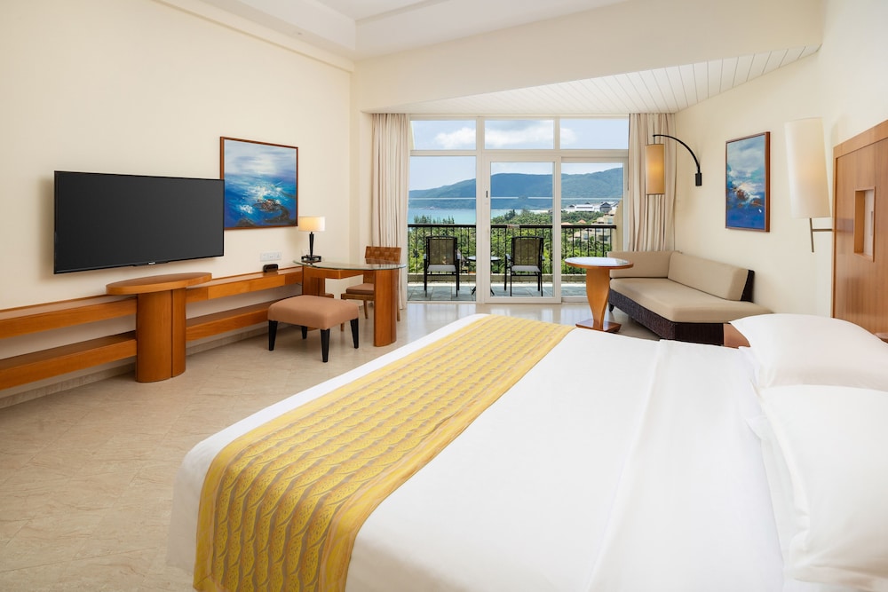 Grand Deluxe Sea View Room King photo 2