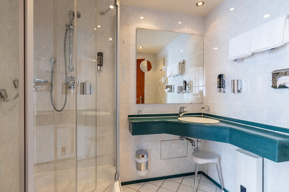 Double Room, Private Bathroom - Photo 7