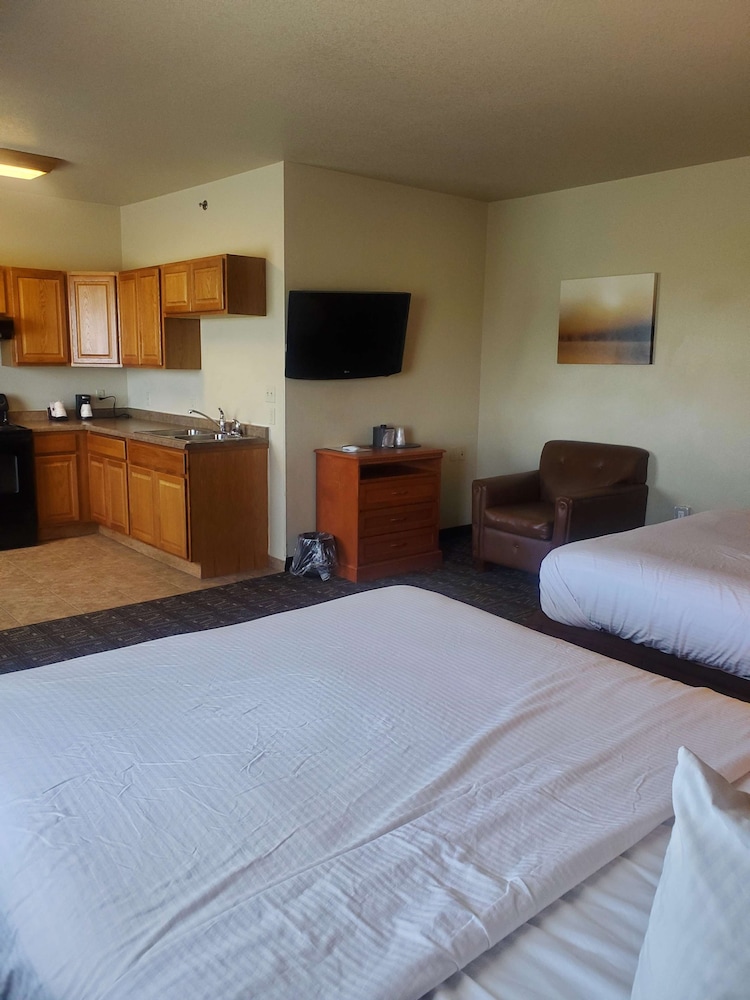 Standard Room, 2 Queen Beds, Non Smoking, Kitchen (No Pets In Room Type)